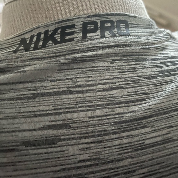 NINE PRO 922181, DRI-FIT, SIZE M. - Picture 7 of 8